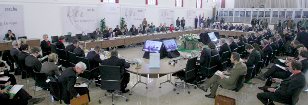EU einigt sich auf Sanktionen gegen Gaddafi