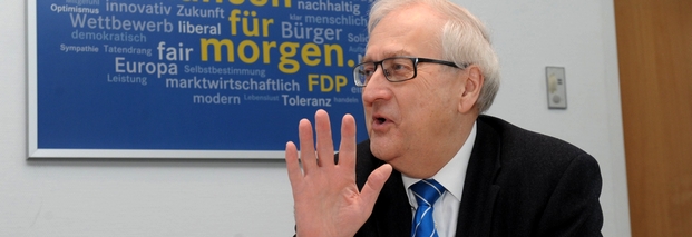 Brüderle gegen Ausweitung des Euro-Rettungsschirms