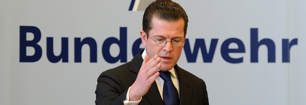 Guttenberg tritt zurück
