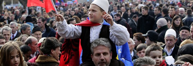 Serbien und Kosovo starten Dialog - mit Problemen