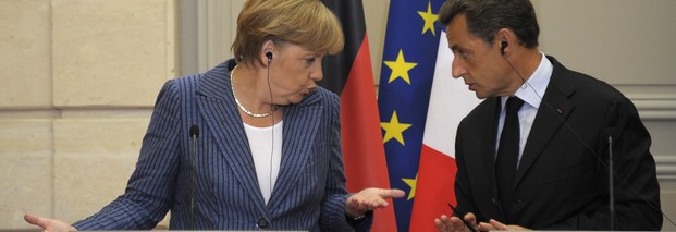 Merkel bei Sarkozy: Alte Beschlüsse neu angekündigt