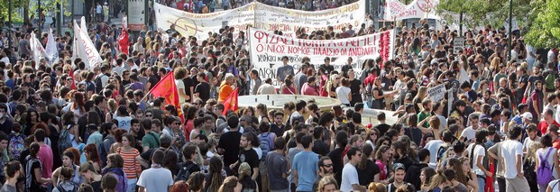 Griechenland: Sparen, Proteste, Insolvenz-Empfehlungen