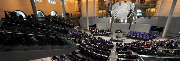 Bundestag: Für sparsames EU-Budget, gegen EU-Steuer