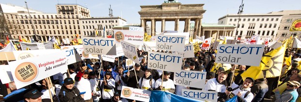 Bundestag debattiert Kürzung der Solarförderung