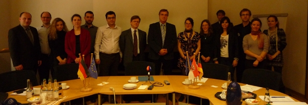 Sechs EU-Journalisten für Training in Brüssel ausgewählt