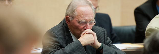 Bundesfinanzminister Wolfgang Schäuble ist empört über die „unverantwortlichen Horrormeldungen“ der Bankenunion-Kritiker um den Ökonomen Hans-Werner Sinn. Foto: dpa