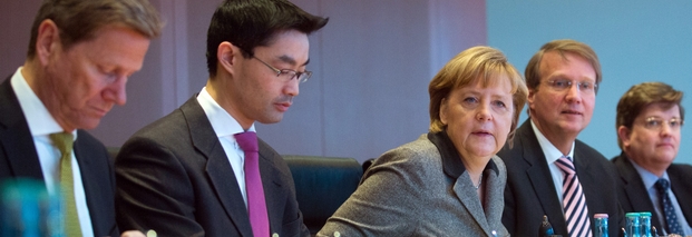 Die Bundesregierung hat bei der Kabinettssitzung Mitte Januar den Jahreswirtschaftsbericht 2013 verabschiedet. Demnach muss sich die deutsche Wirtschaft in diesem Jahr auf ein sehr mageres Wachstum einstellen. Foto: dpa