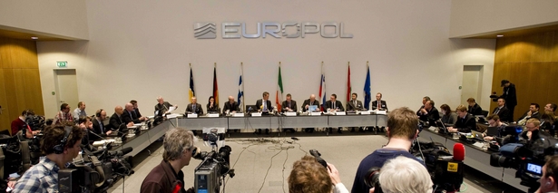 "Ein schwarzer Tag für den europäischen Fußball"