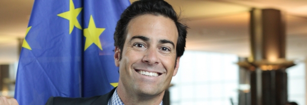 Korruptionsskandal im EU-Parlament: Spanischer Abgeordneter unter  Verdacht
