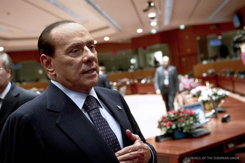 Schulz: "Berlusconi spaltet Europa"
