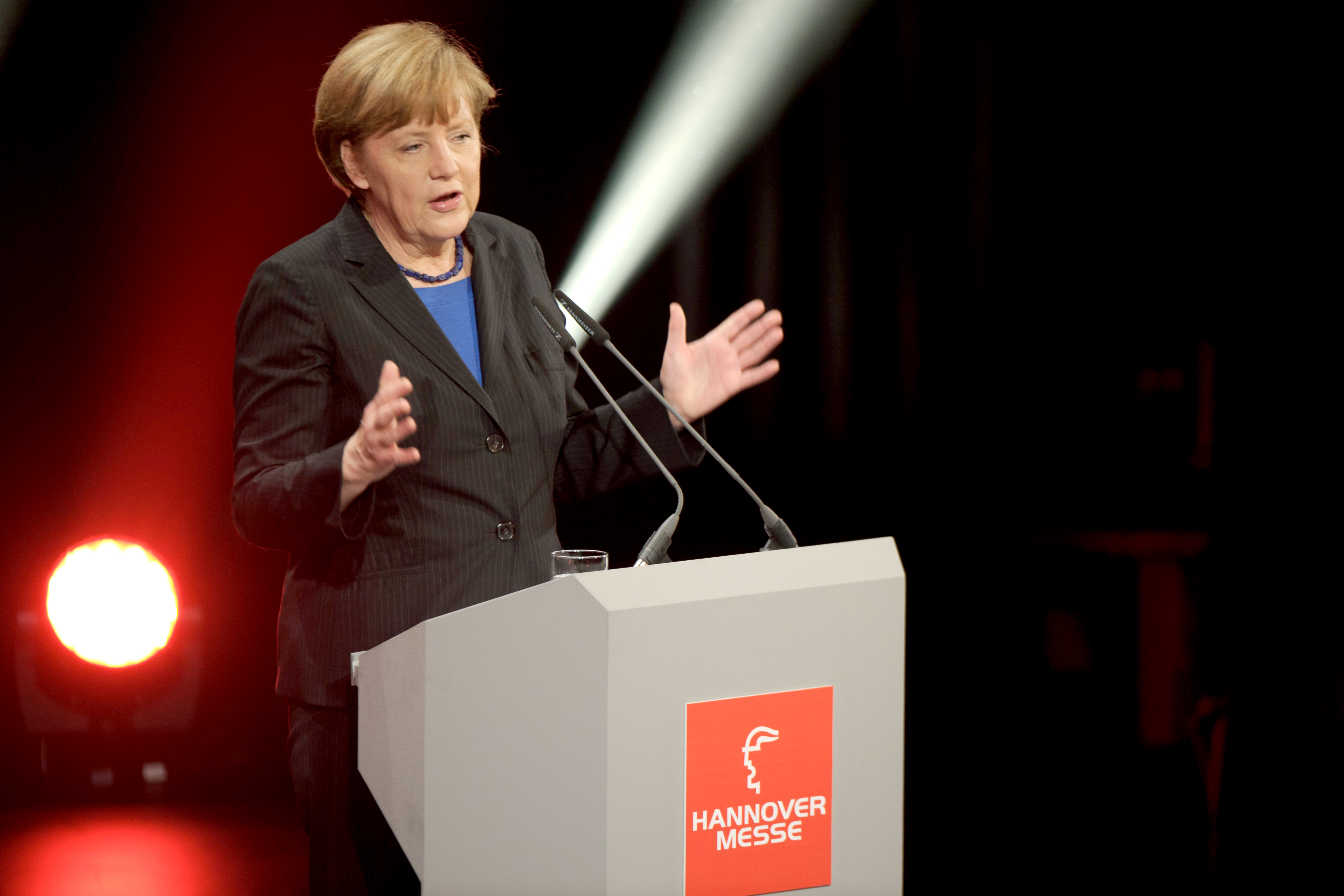 Merkel fordert europäische Aufholjagd in IT-Sektor