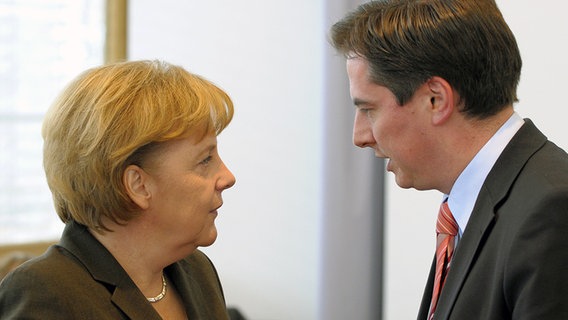 McAllister: Unterschiede von CDU und CSU im EU-Wahlprogramm