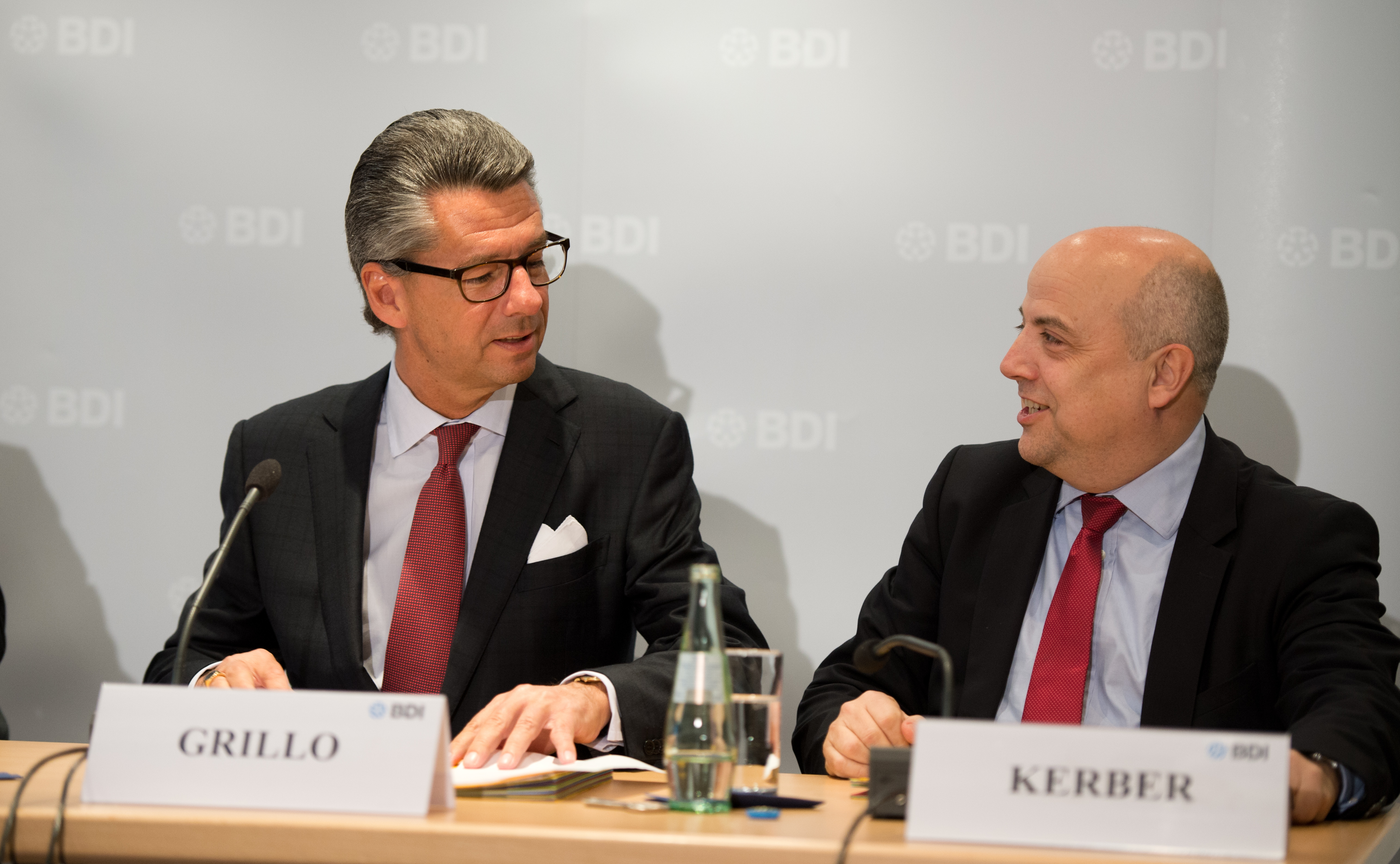 Ulrich Grillo (li.), Präsident des Bundesverbandes der Deutschen Industrie (BDI), und Markus Kerber, Hauptgeschäftsführer des BDI. Foto: dpa