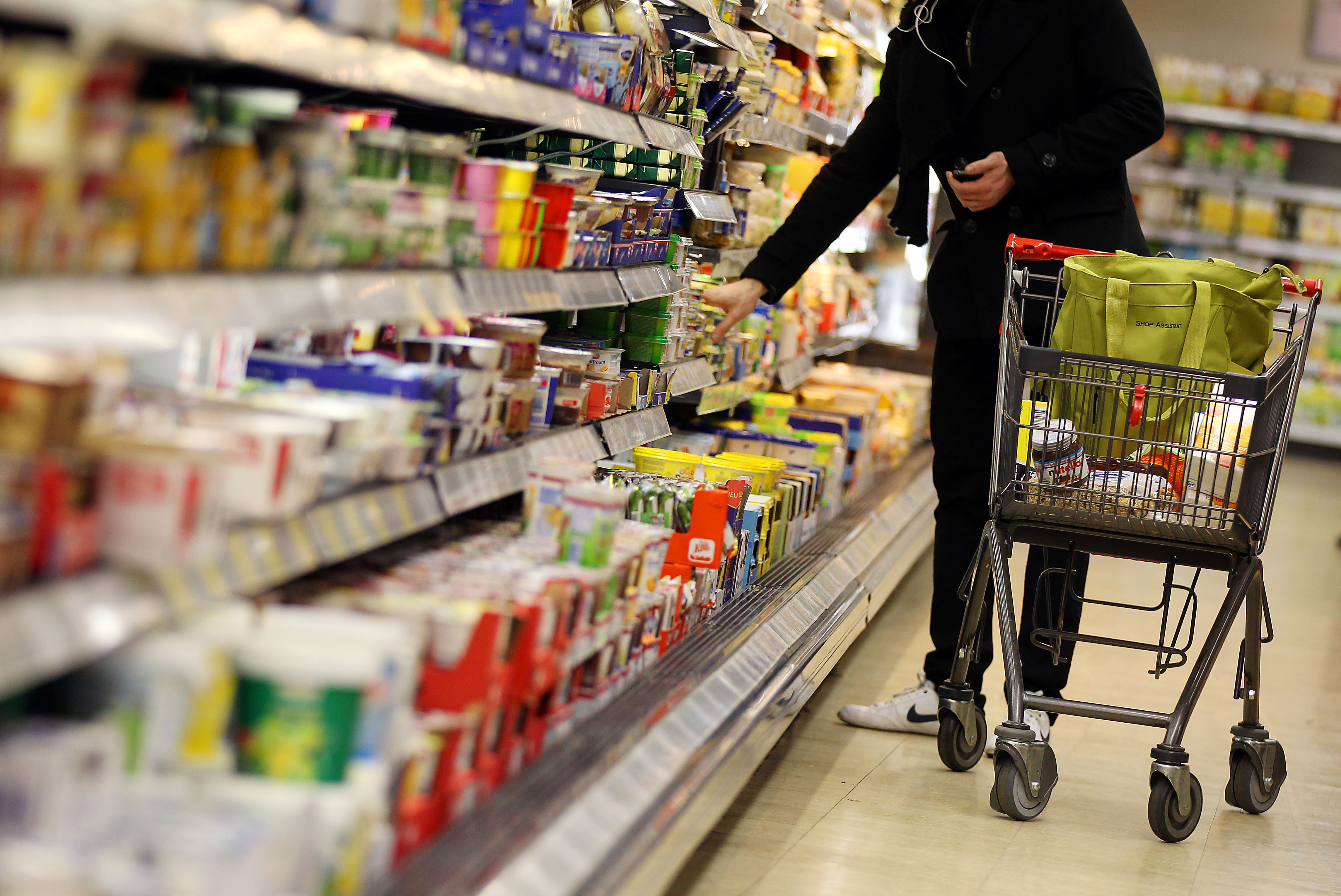 Deutsche Verbraucher leben günstiger als die meisten Nachbarn