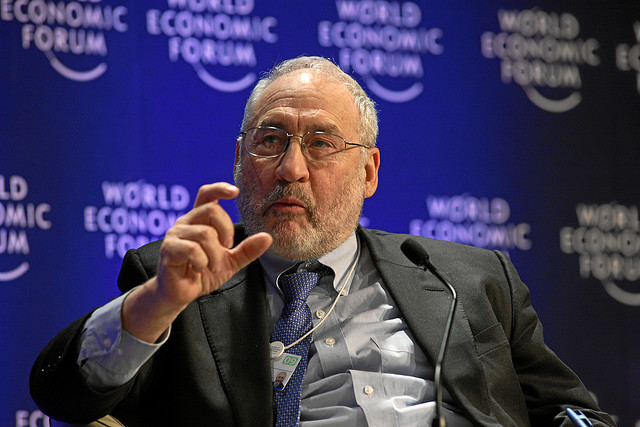 Joseph Stiglitz: "Wir haben bald einen Chef-Steuerflüchtling als US-Präsident"