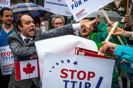 CETA-Abkommen mit Kanada: US-Multis könnten EU-Regierungen verklagen