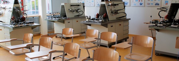 Jugendarbeitslosigkeit - Wie machen die das in Österreich?