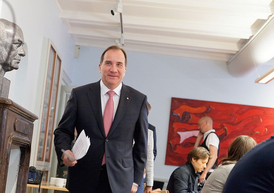 Neuwahlen in Schweden: Premier Löfven kapituliert im Haushaltsstreit
