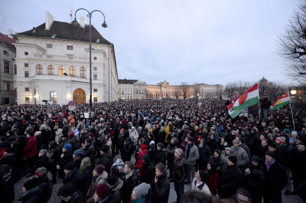 "Die Feder ist mächtiger als das Schwert"