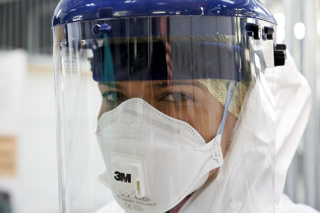Zahl der Ebola-Toten steigt auf über 8.000