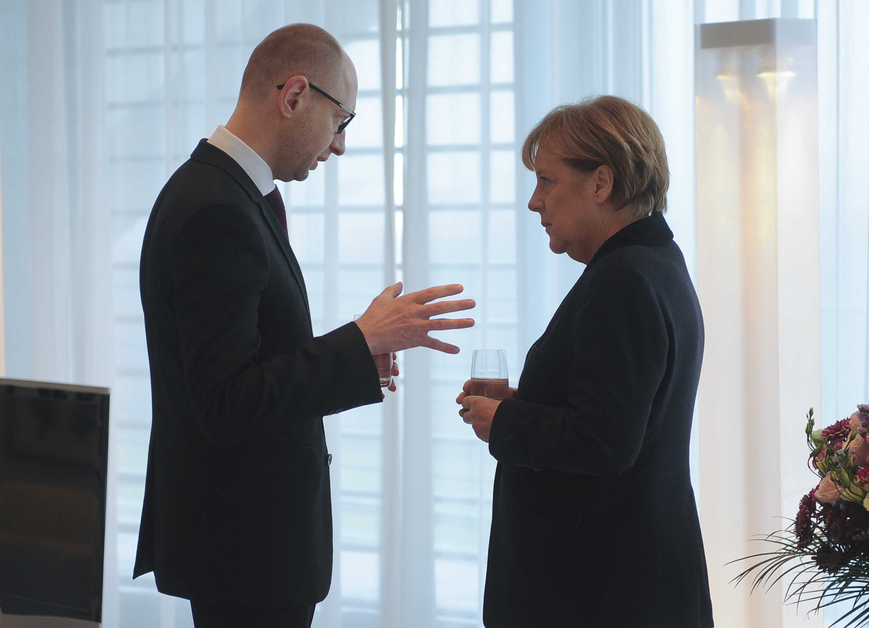 Merkel stellt Bedingungen für Ukraine-Gipfeltreffen