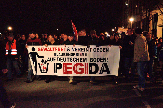 "Typischer" Pegida-Demonstrant: 48, männlich, hochgebildet, wohlhabend