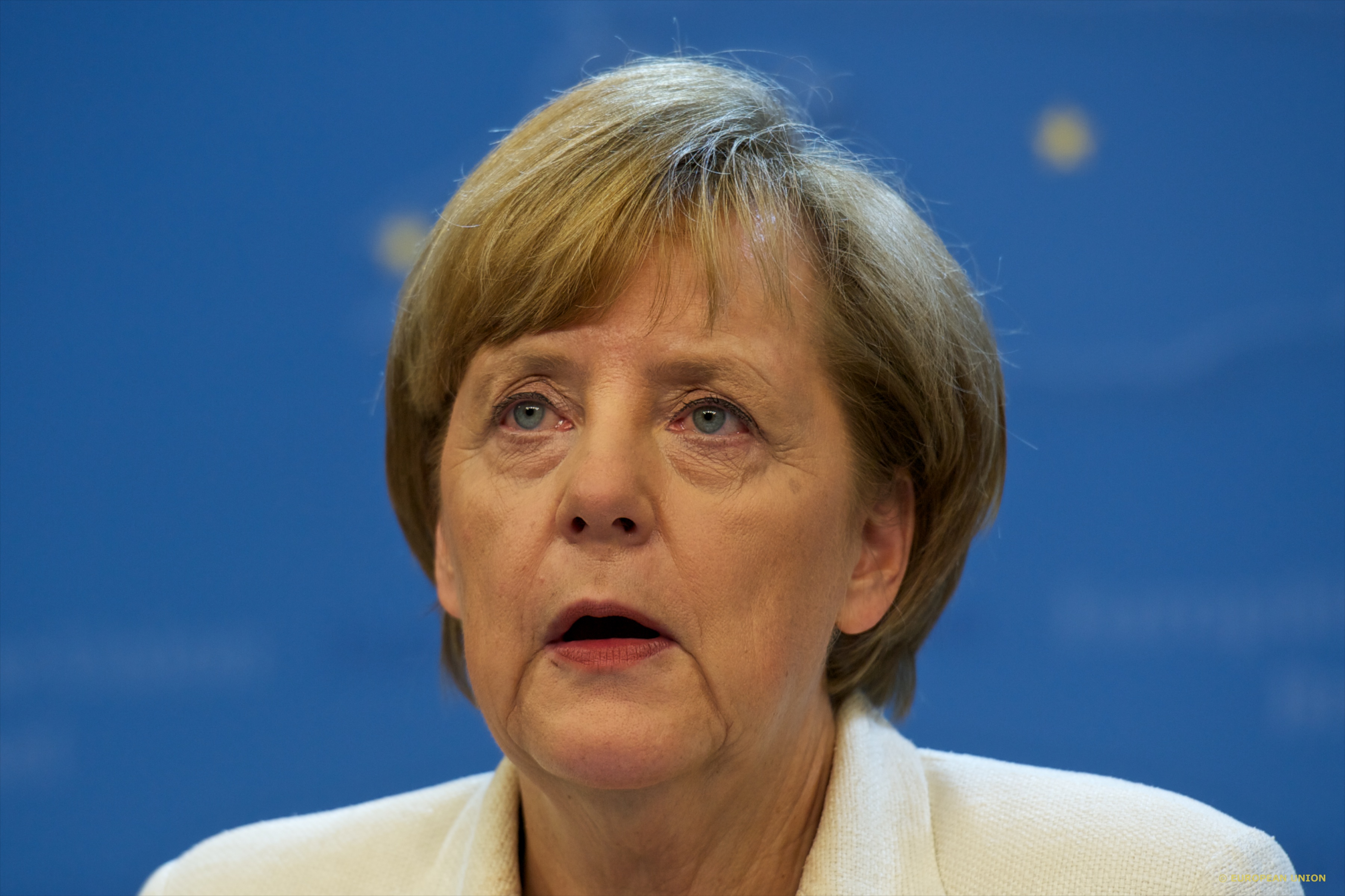 Merkel besteht auf Umsetzung der Vorratsdatenspeicherung