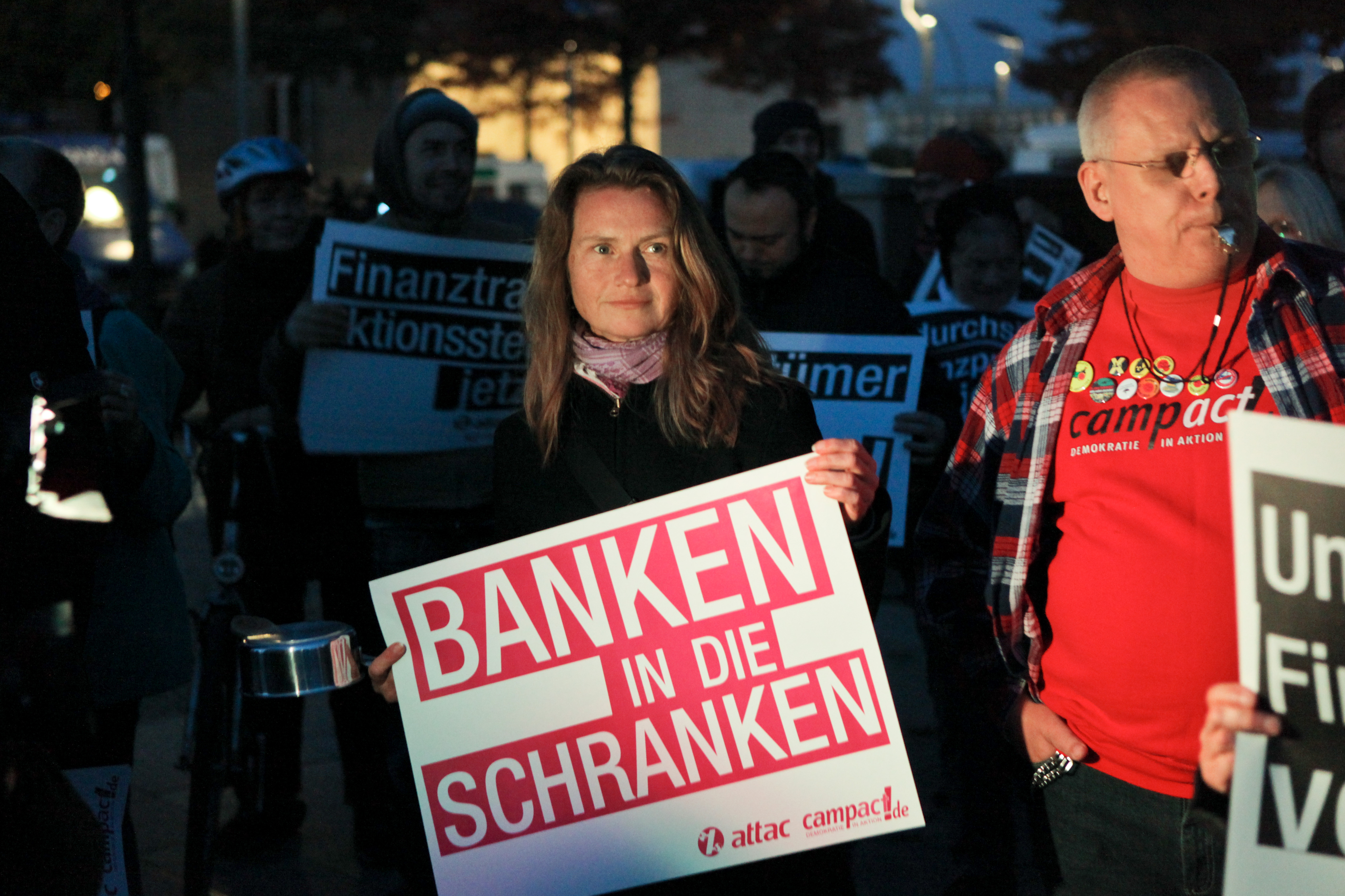 TTIP und CETA: Liberalisierte Finanzdienstleistungen könnten neue Finanzkrise auslösen