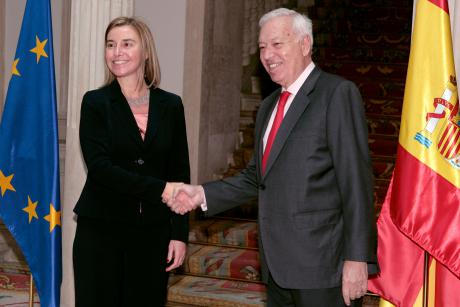Mogherini: "EU-Entwicklungspolitik ist keine Almose"