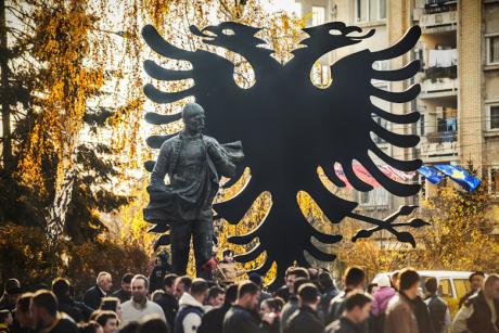 Westbalkan: Rufe nach 'Großalbanien' wecken alte Geister 