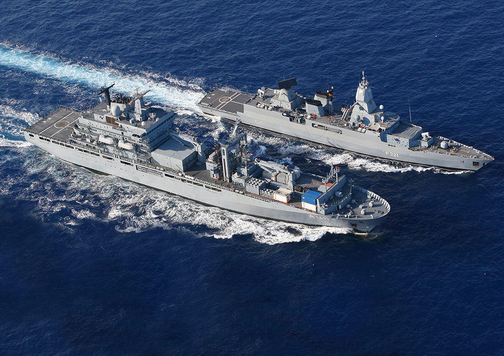 "Berlin" und "Hessen" warten im Mittelmeer auf Auslaufbefehl