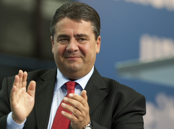 Gabriel lenkt bei umstrittener Kohle-Abgabe ein