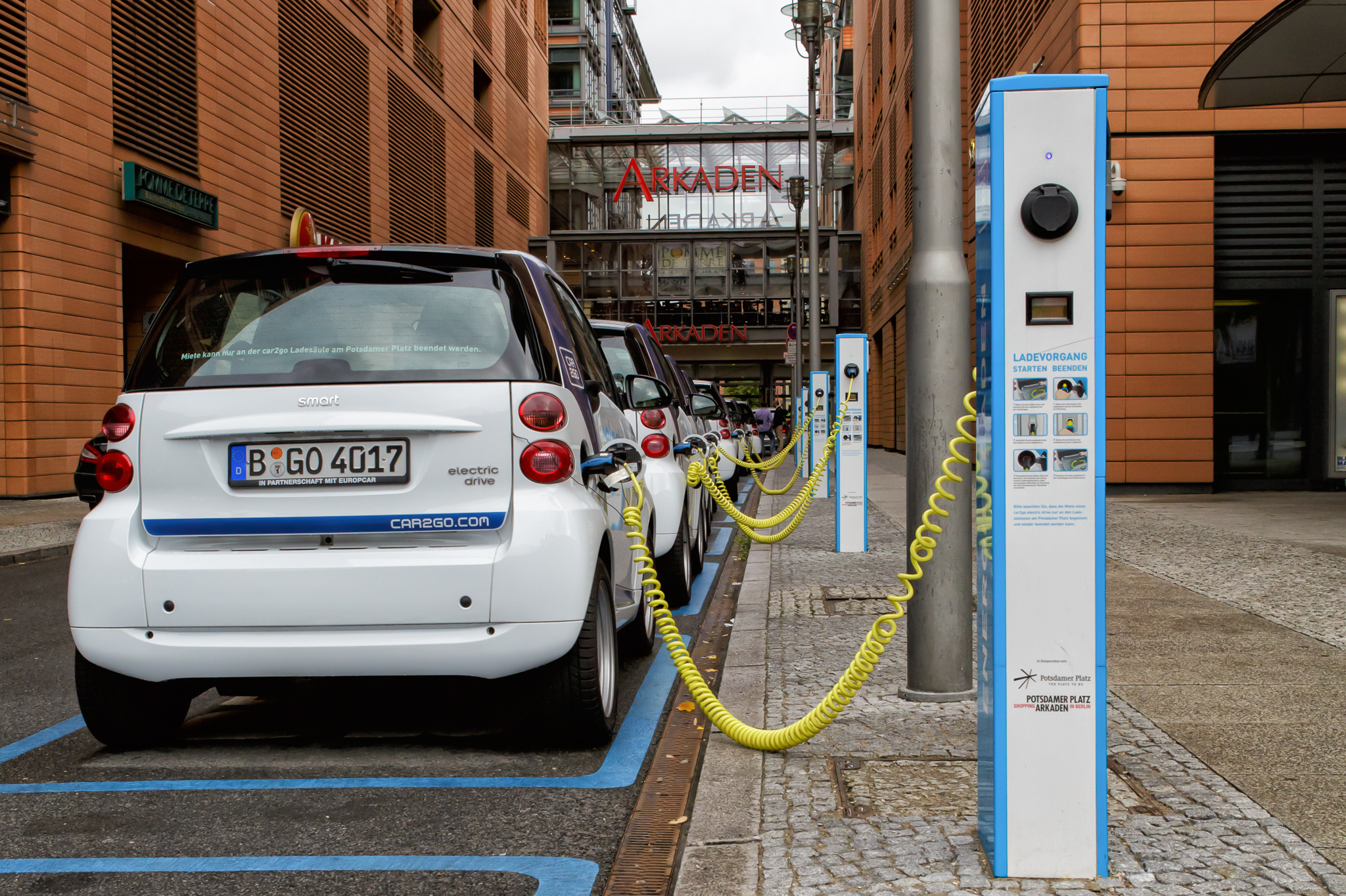 Elektroautos: Bundesregierung sieht "ganz klar weiterhin Nachholbedarf"