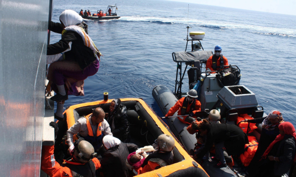 Mehr als 4.000 Flüchtlinge am Wochenende im Mittelmeer gerettet