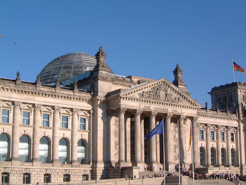 Groß, größer, Bundestag