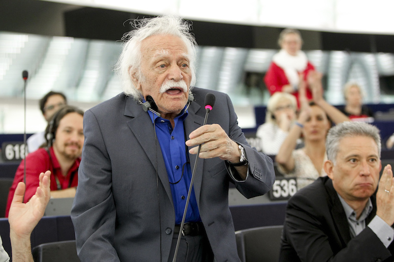 EU-Parlament: Griechischer Widerstandskämpfer verabschiedet sich mit Tyrannen-Zitat
