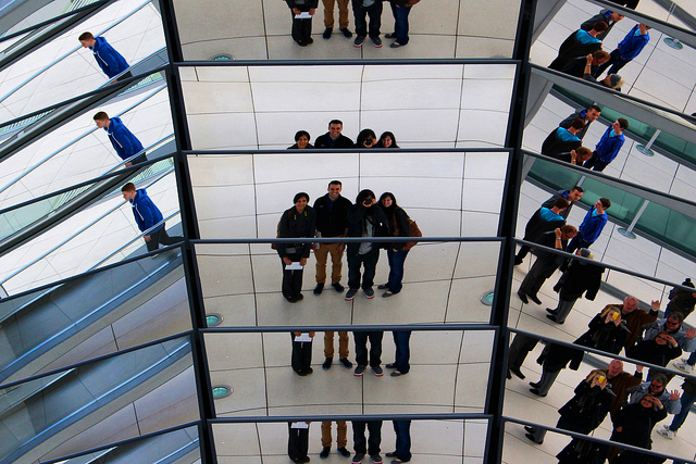 Panoramafreiheit für alle: EU-Parlament erlaubt Selfies vor öffentlichen Gebäuden