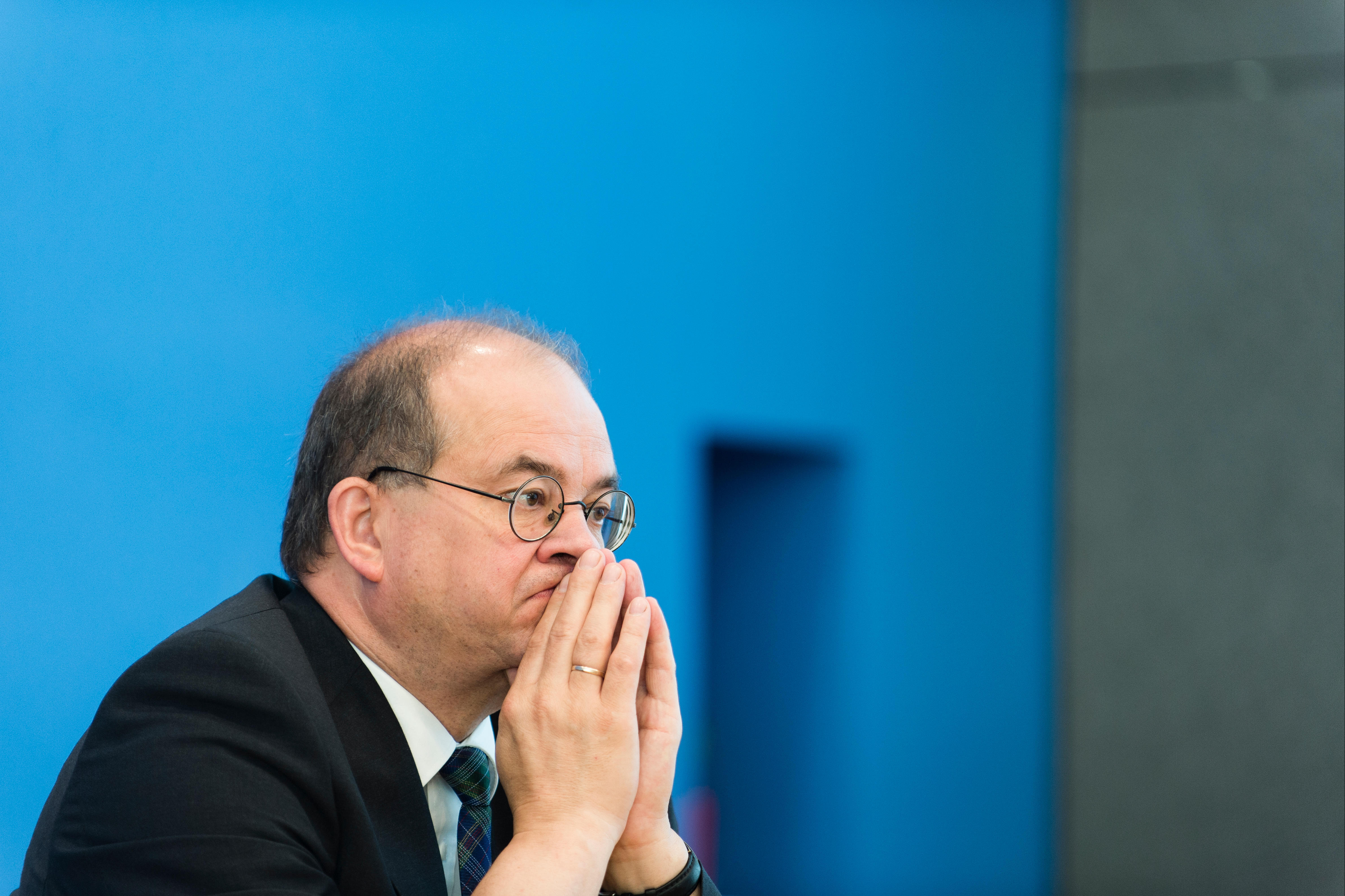Unionsfraktionsvize will gegen Griechenland-Hilfen klagen