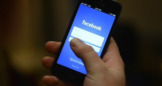 Facebook reagiert verhalten auf Kritik an Umgang mit Hass-Parolen