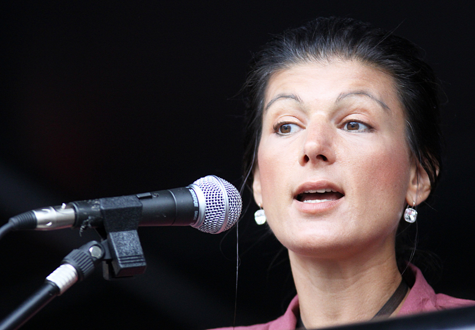 Wagenknecht zu Mecklenburg-Vorpommern: "Merkels Politik hat der AfD den Durchbruch gebracht"