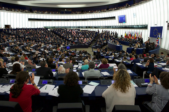 Europaparlament unterstützt EU-Bürgerbegehren für Recht auf Wasser