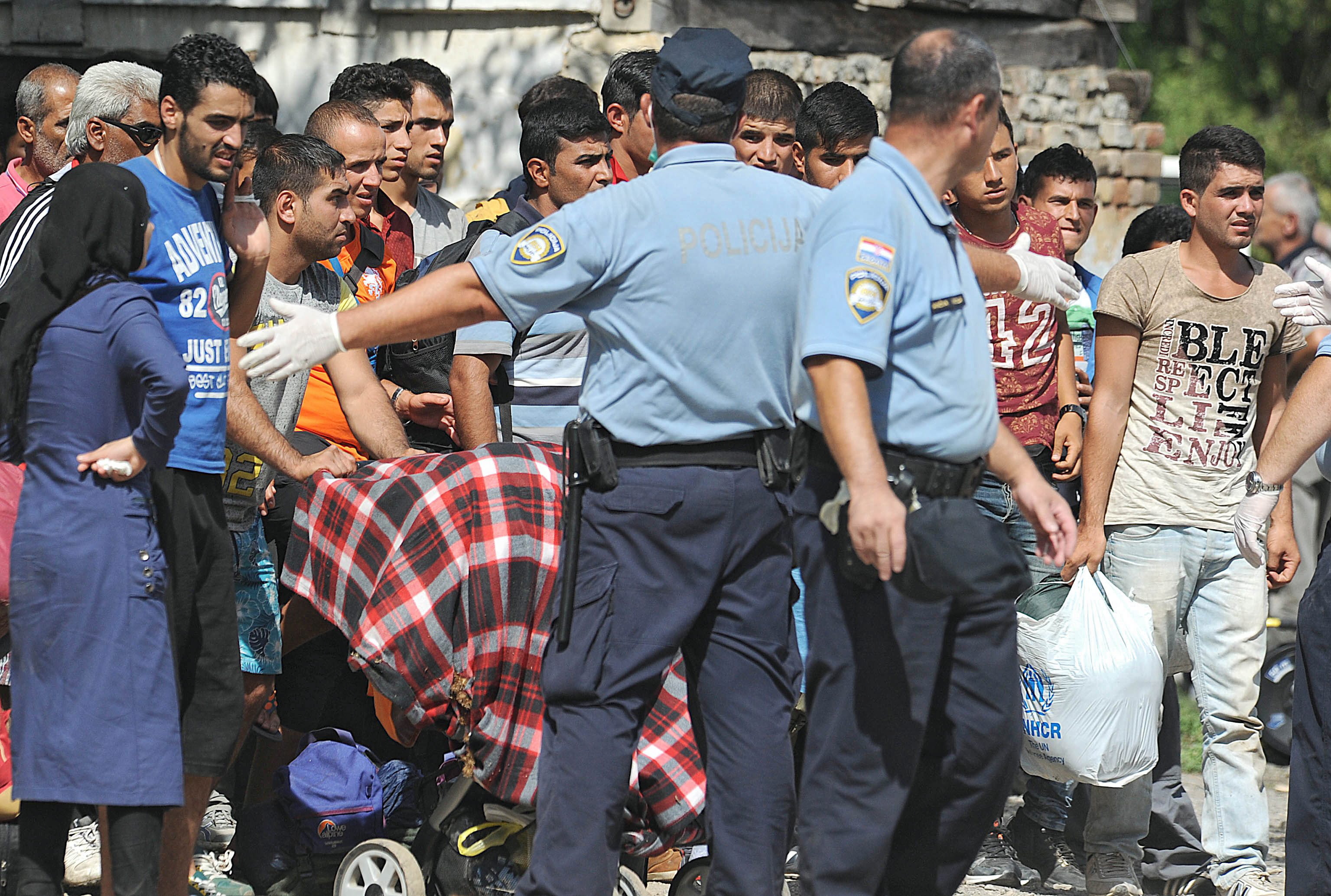 Flüchtlinge suchen sich neue Routen nach Deutschland