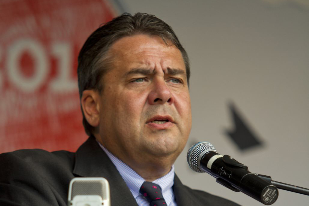 Gabriel will Einwanderungsgesetz vorantreiben