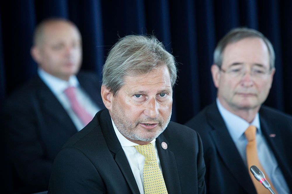 EU-Beitritt: Hahn macht Serbien Mut