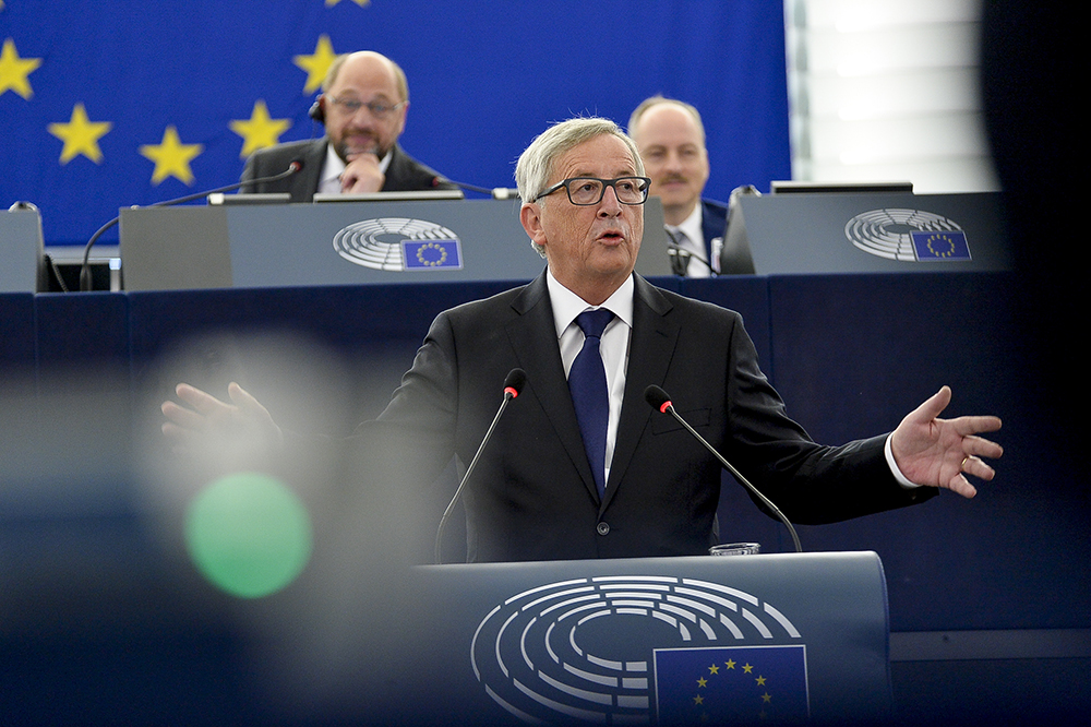 Solidarität und Quoten: Junckers Appell in der Flüchtlingskrise