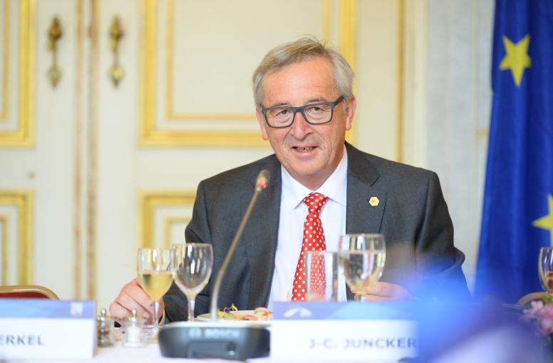 Juncker verspricht "Grundstock an Sozialrechten" für die EU