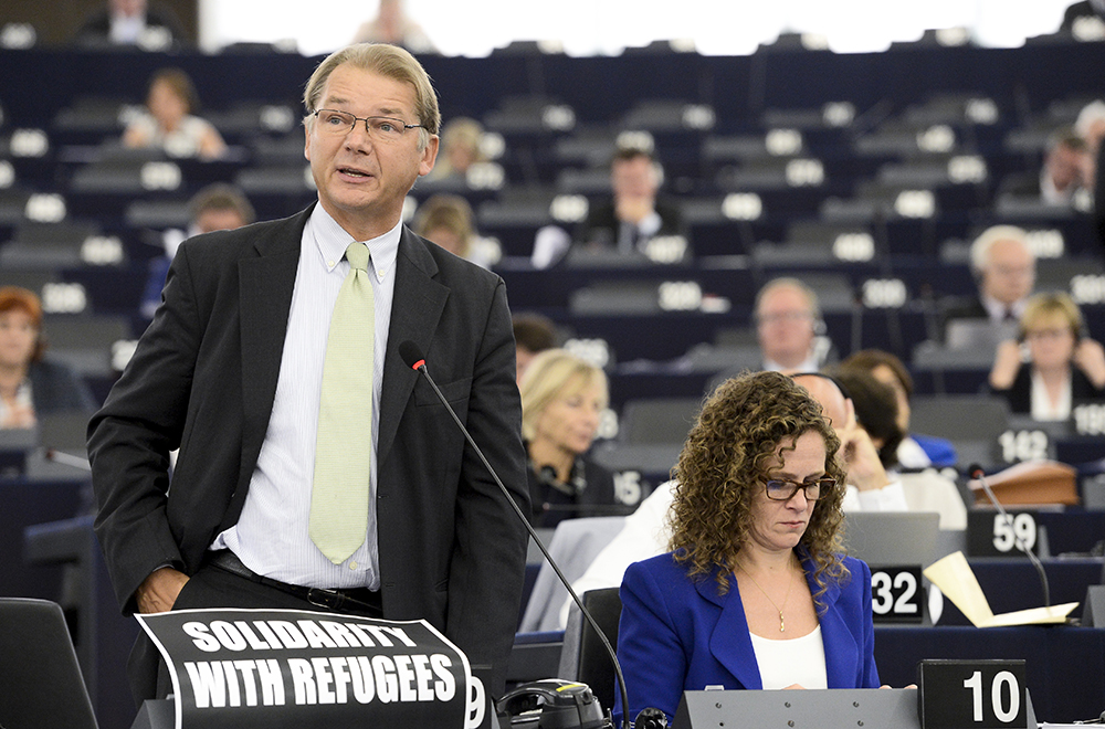 Grüne wollen Straßburger Europaparlament für Flüchtlinge räumen