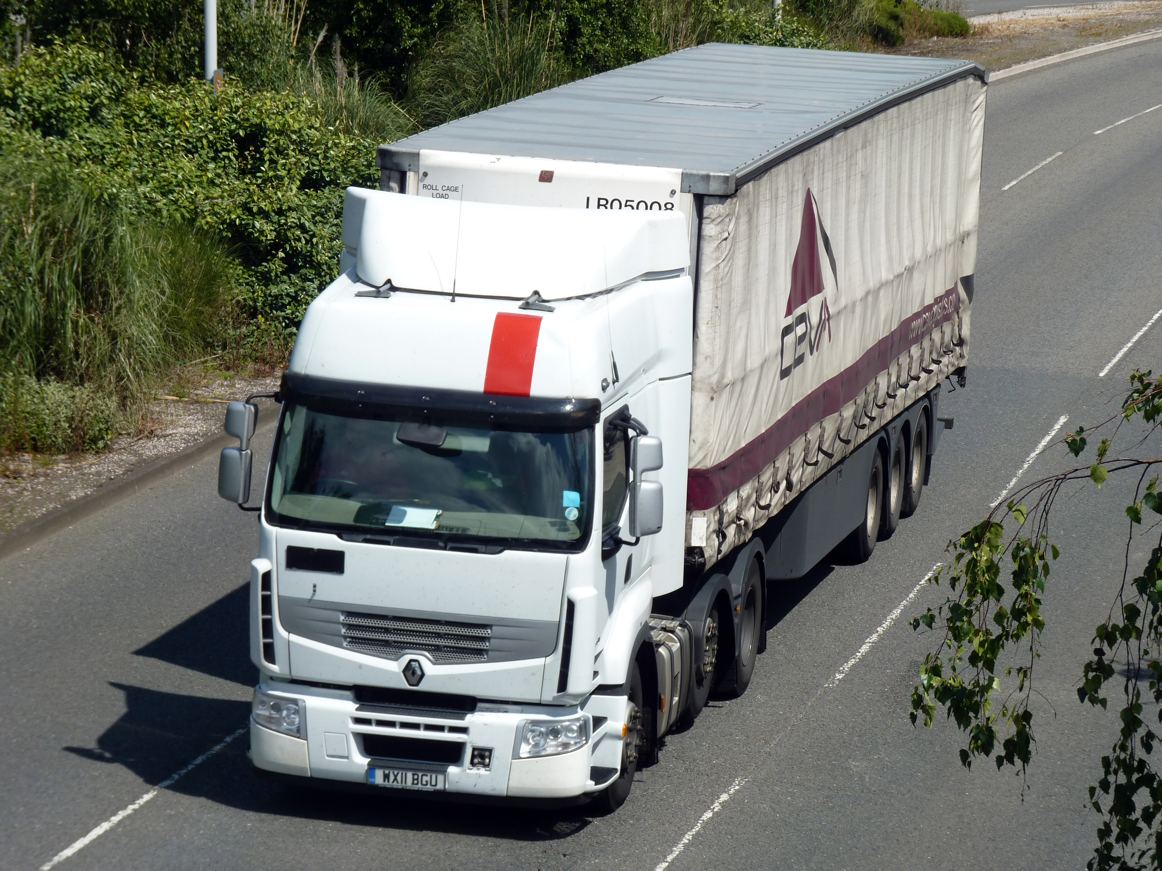 Kommission denkt über Effizienzstandards für LKW nach