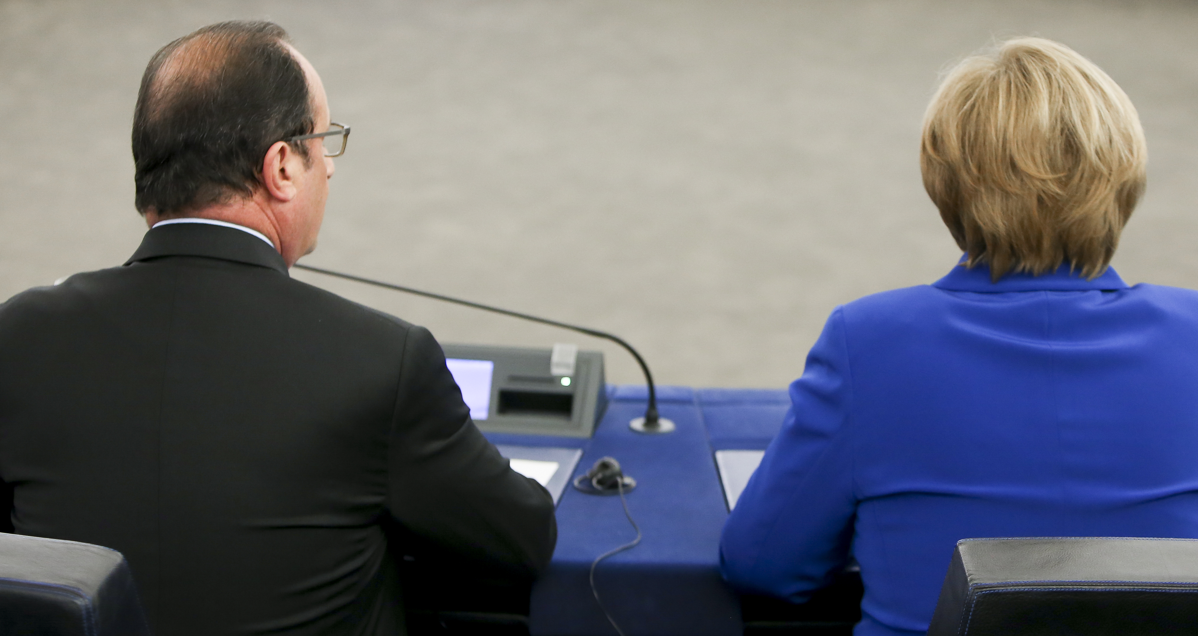 Haarige Zeiten für Hollande - Friseur schneidet auf Staatskosten
