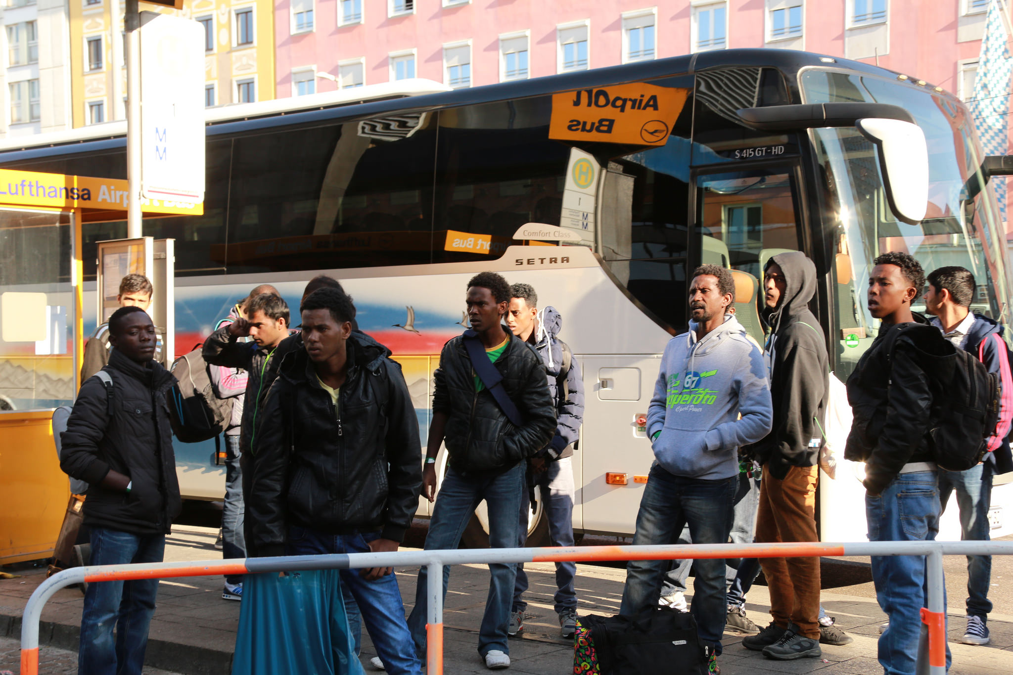 Österreichs neuer Kanzler will Obergrenze für Flüchtlinge beibehalten